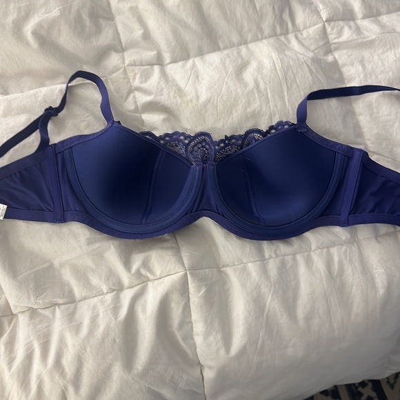 Adore Me - Wire bralette - 36D - Picture 2 of 6